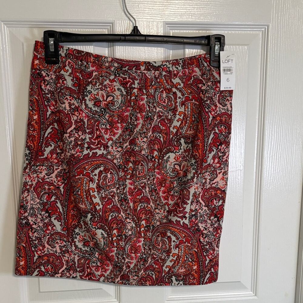 LOFT Women's Vibrant Paisley Pencil Skirt